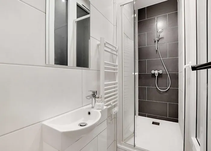 Chic - 3br 10p - Gare De L'est Republique Appartement Paris